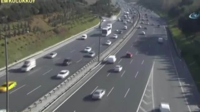 TEM Otoyolu'nda korkutan kaza