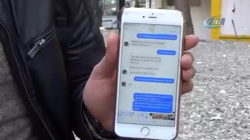 Oğluna gelen mesajı görünce şok oldu