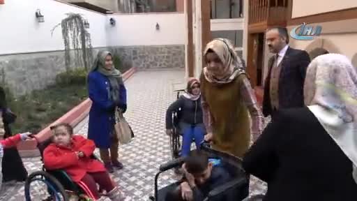 Bursa İnegöl Belediye Başkanı Aktaş, "spina bifida" hastası çocuklarla buluştu