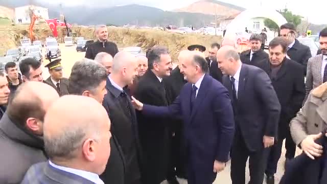 Çalışma ve Sosyal Güvenlik Bakanı Müezzinoğlu Bursa'da