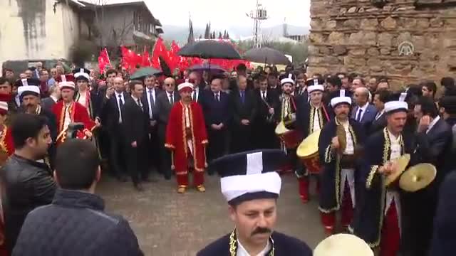Müezzinoğlu, Bursa'da fetih şenliklerine katıldı