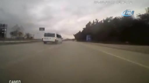 Bursa'da dikkatsiz sürücüler kameralara yansıdı