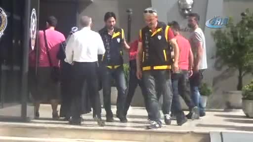 Bursa'da tek bıçakla üvey baba ölümüne beraat
