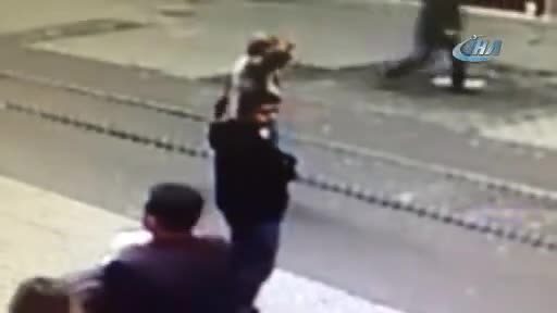 İstiklal Caddesi'ndeki intihar saldırısında 1 tahliye