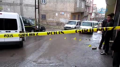 Boşandığı eşi ve kızına kurşun yağdırdı
