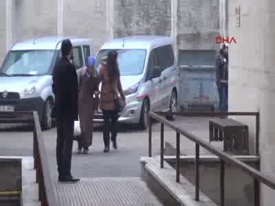 Bursa'da FETÖ'den gözaltındaki 13 kadın şüpheli adliyeye sevk edildi