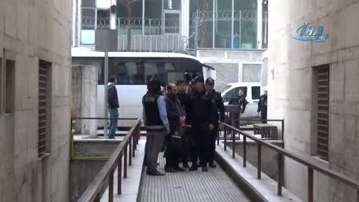 Bursa'da 19 öğretmen tutuklandı