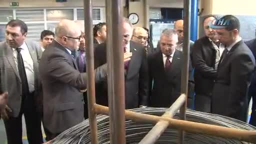 Bakan Özlü'den sanayicilere yatırımları ertelememe uyarısı