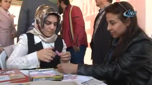 Bursa'da referanduma 'evet' dövmeli destek