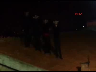 İzmir'de film gibi firar girişimi başarısızlıkla sonuçlandı