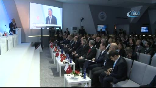Ulaştırma Bakanı cihaz yasağına Bursa'da tepki gösterdi