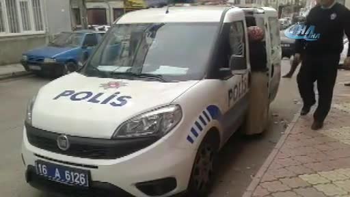 Bursa'da eşini öldürdü amcası yakalattı