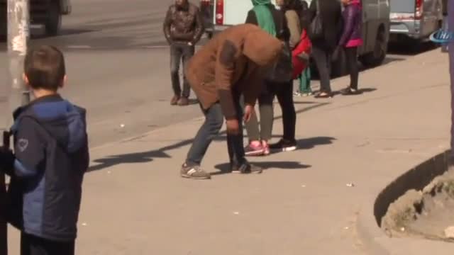 Uyuşturucu kullanan gençlerin ibretlik görüntüleri
