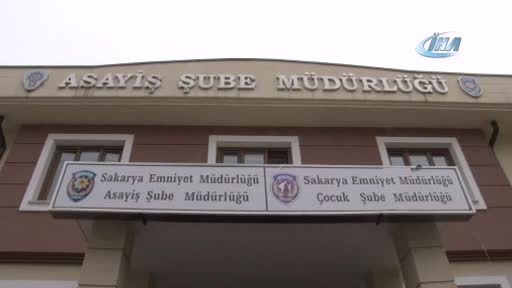 Rahatsız eden eski sevgilisini bıçakladı