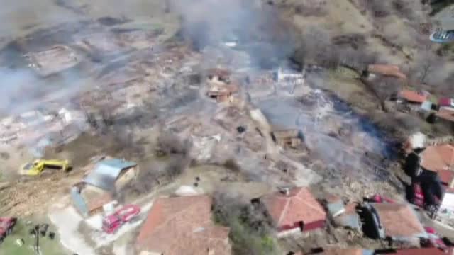 Çankırı'da küle dönen köy havadan görüntülendi