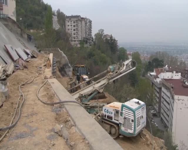 Bursa'da Selvili Cadde'ye viyadüklü çözüm