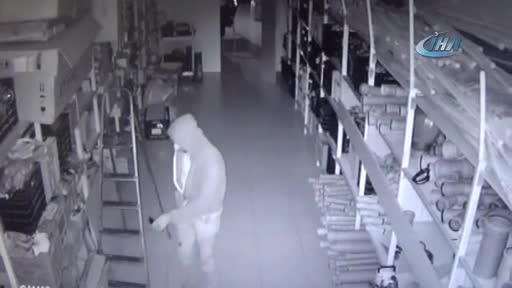 Bursa'da suç makinesi önce kameraya, sonra polise yakalandı