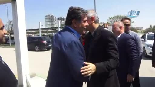 İçişleri eski Başkanı Efkan Ala'dan Bursaspor Kulübü'nü ziyaret etti