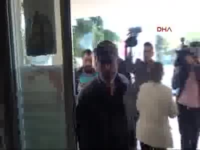 Cem Yılmaz oyunu kullandı