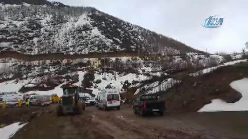 Tunceli'de helikopter düştü!