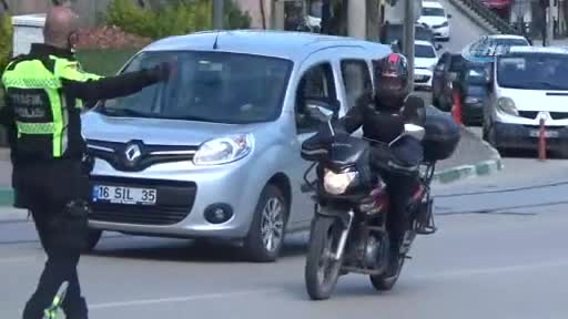 Bursa'da trafik ekiplerinden motosiklet operasyonu!