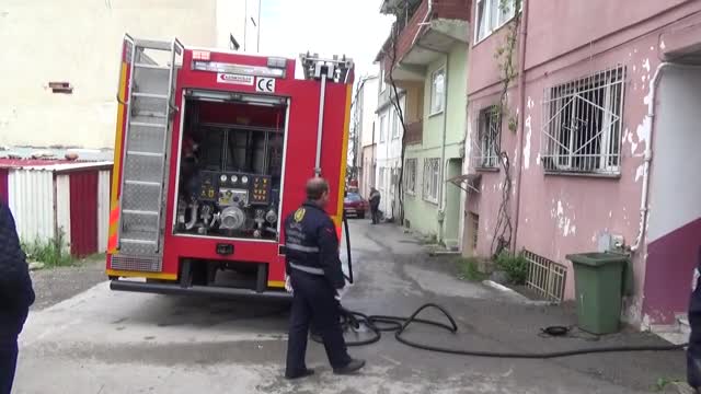 Bursa'da kundaklandığı iddia edilen evdeki 2 çocuk kurtarıldı