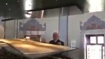 Restore edilen kaftan 12 yıl sonra yeniden türbede