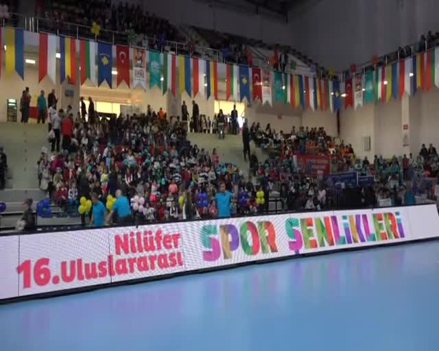 Bursa Nilüfer 16. Uluslararası Spor Şenliği coşku içinde başladı