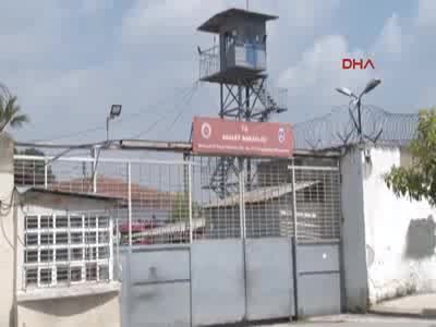 Cezaevinde jandarma ile gardiyan kavgası!