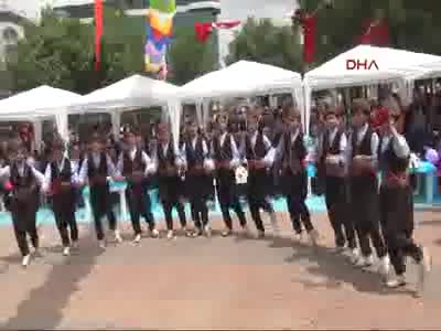 23 Nisan kutlamalarında helyum gazlı balon patladı: 5 yaralı