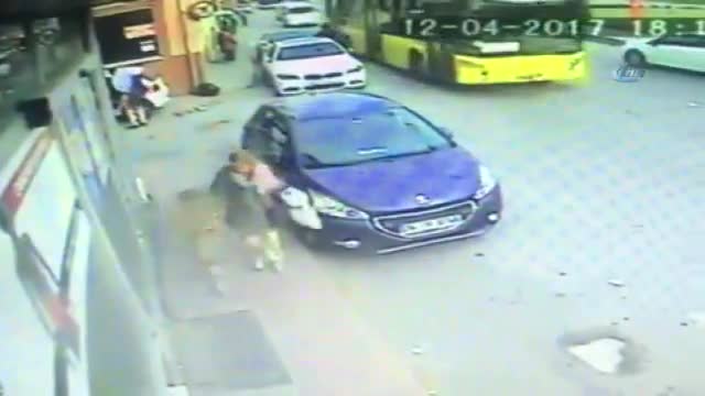 Anne kızına böyle hırsızlık yaptırdı