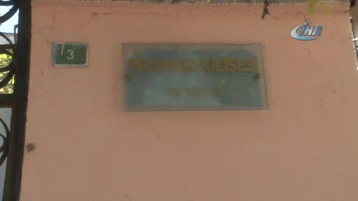 Kaynak, Bursa'da Fransız kilisesinde incelemelerde bulundu