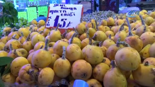 Bursa'da yaz meyveleri tezgaha indi, fiyatlar cep yakıyor