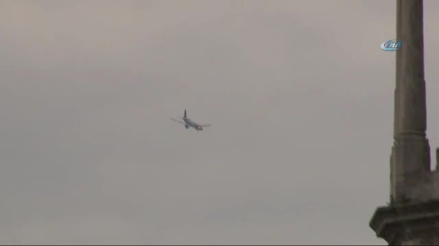 THY pilotu denizi kirleten gemiyi ihbar etti!