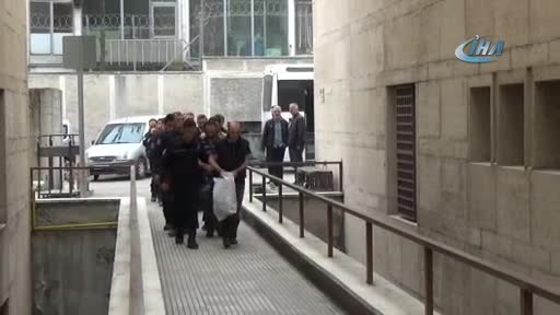 Bursa'da toplantı yaparken gözaltına alınan FETÖ'cüler adliyeye sevk edildi
