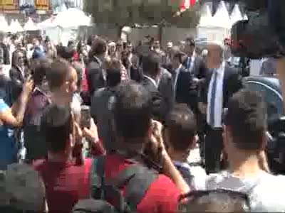 Abdullah Gül Esenyurt'a geldi