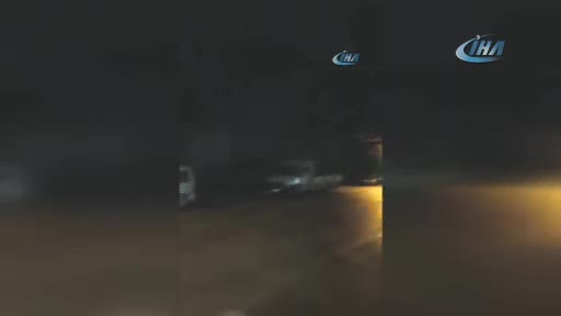 Bursa'da havai fişek elinde patlayınca hastanelik oldu