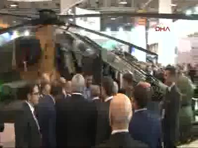 Başbakan Yıldırım, ilk Milli helikopterin koltuğuna oturdu