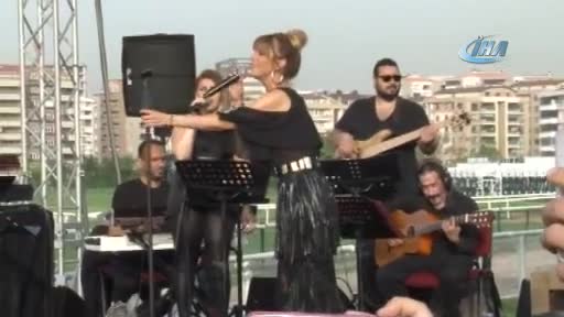 Gülben Ergen'den Bursa'da konser