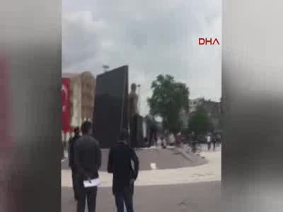 Atatürk anıtına çirkin saldırı!
