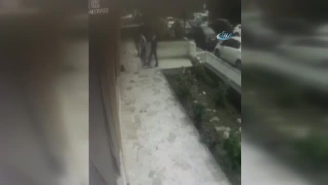 Ünlü iş adamının evine giren hırsızlar kamerada