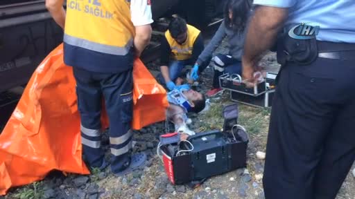 Fotoğraf çektirmek için tren vagonlarına dikkat!
