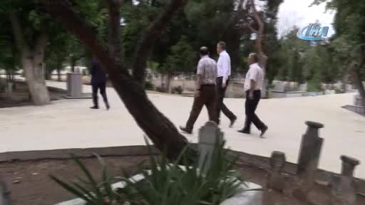 Bursa'da Karacabey mezarlıklarında kapsamlı temizlik