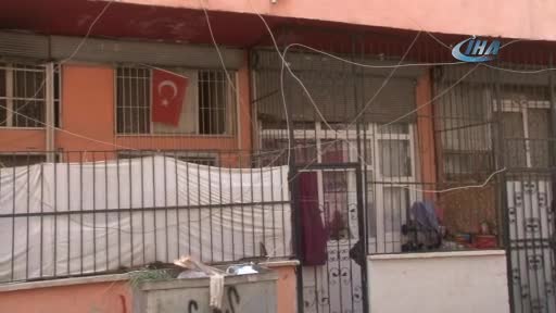 Medyumluk adı altında fuhuş! Kaçak yurtta...