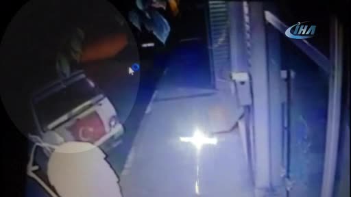 Bursa'da "Bomba var" diye bağırıp karakola poşet attı, tetikte bekleyen polis anında karşılık verdi - 2