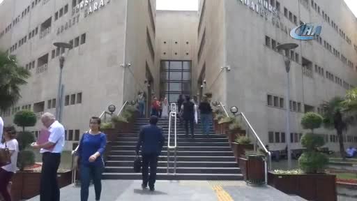 Bursa'da evine giren hırsızı bıçaklayan şahıs adliyeye sevk edildi