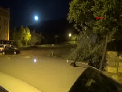 Emniyet Müdürlüğü'ne roketatarlı saldırı