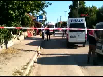 Bayramlaşmak için gitti, tartıştığı 2 kişiyi öldürdü