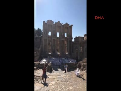 Efes Antik Kenti'nde sünnet düğünü iddiası!