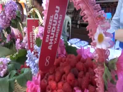 Bursa'da 3. Uluslararası Cumalıkızık Ahududu Festivali düzenlendi